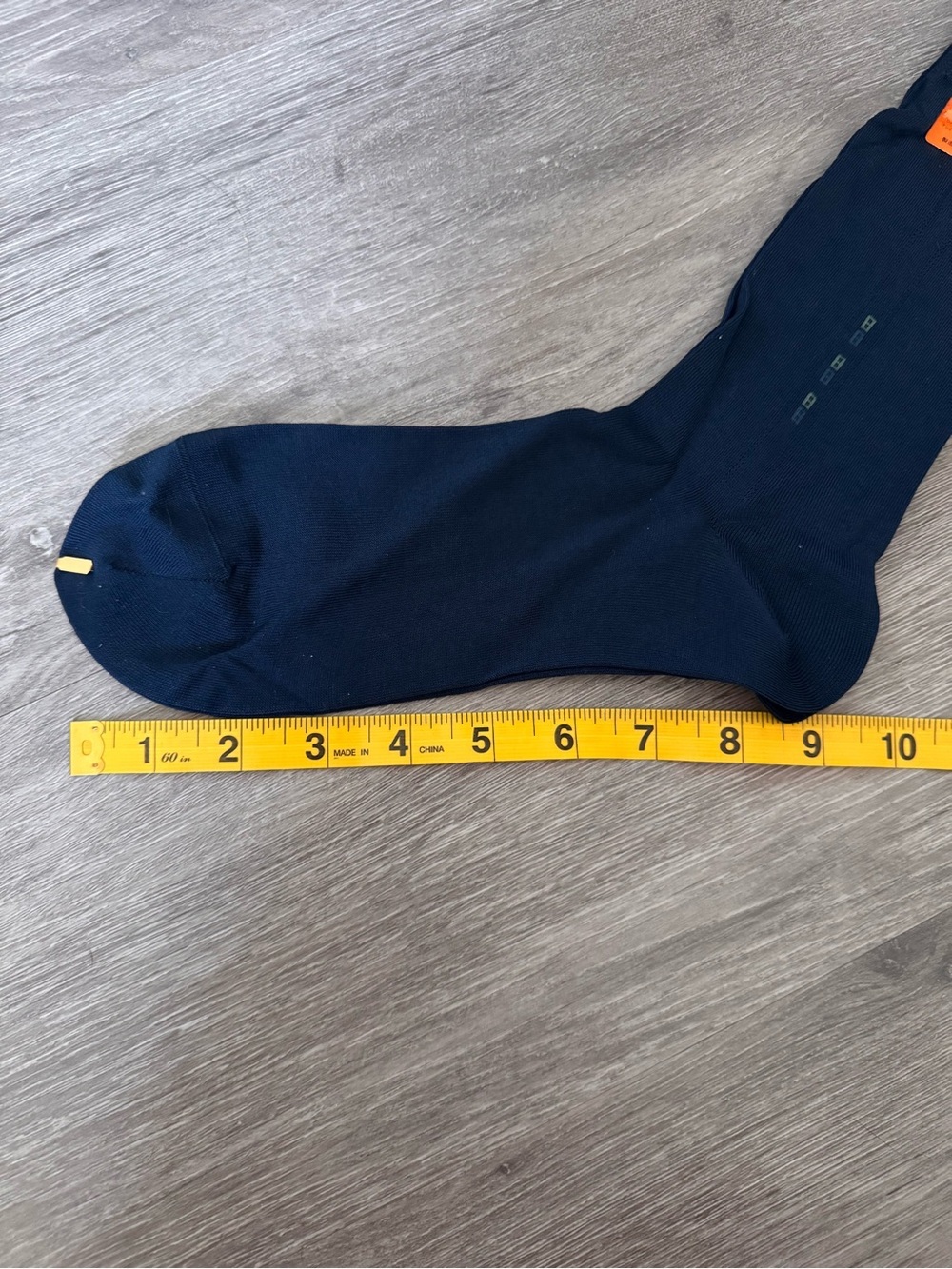 Vintage Yves Saint Laurent Gray 100% Cotton Men’s Sock in Original Sealed Box - Picture 6 of 6